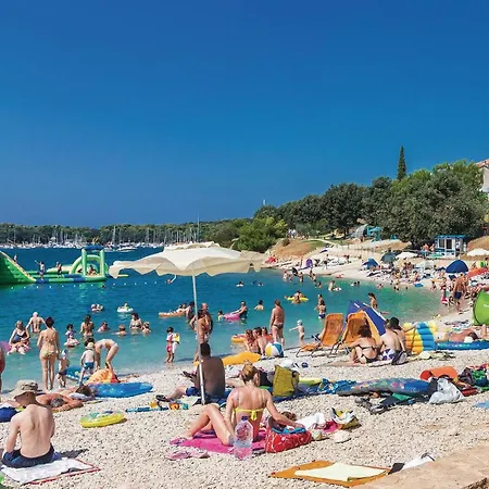 Awesome In Pula With Wifi * Πούλα