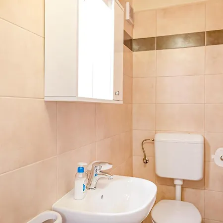 펜션 Awesome In Pula With Wifi *